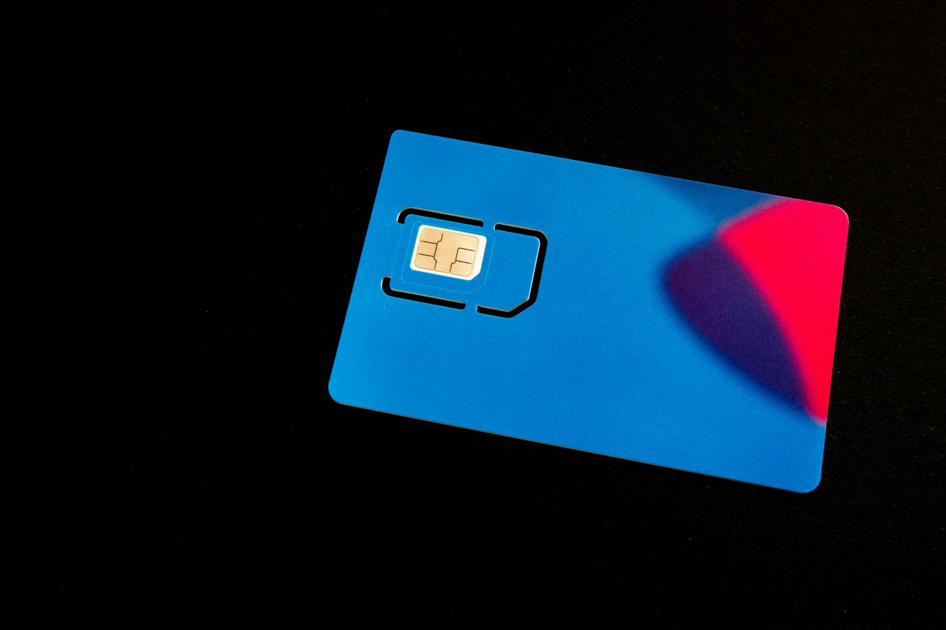 eSIM vs Local SIM: Balkan Data & Navigation